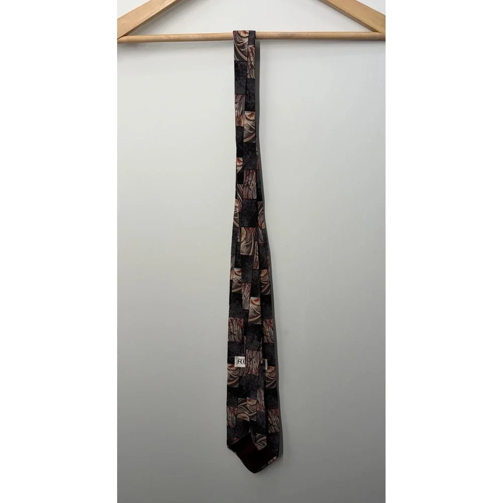 Gianfranco Ruffini Italy Silk Tie Geometric Necktie Vintage 100% Italian Silk